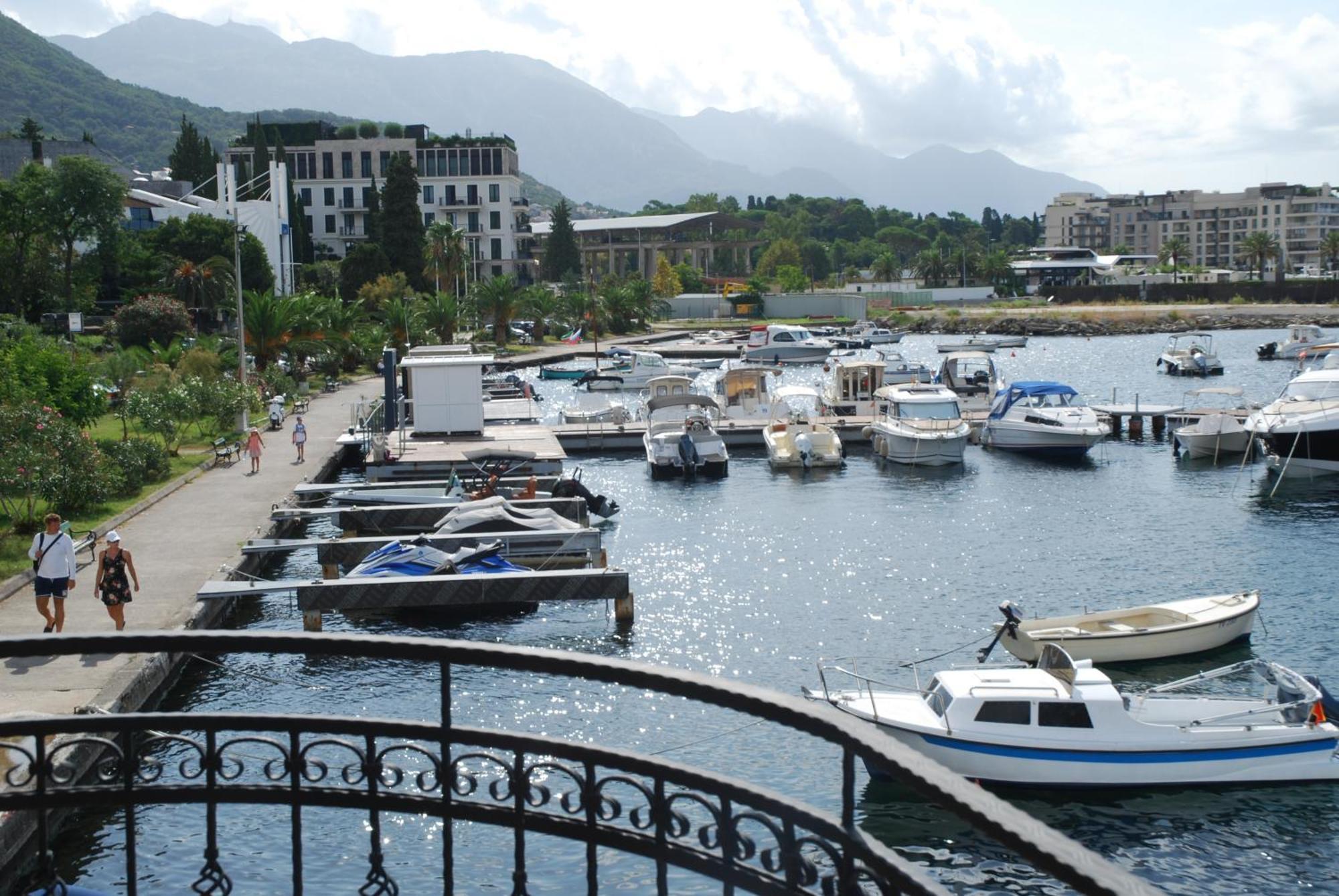 Rustico Apartments Tivat Exterior foto
