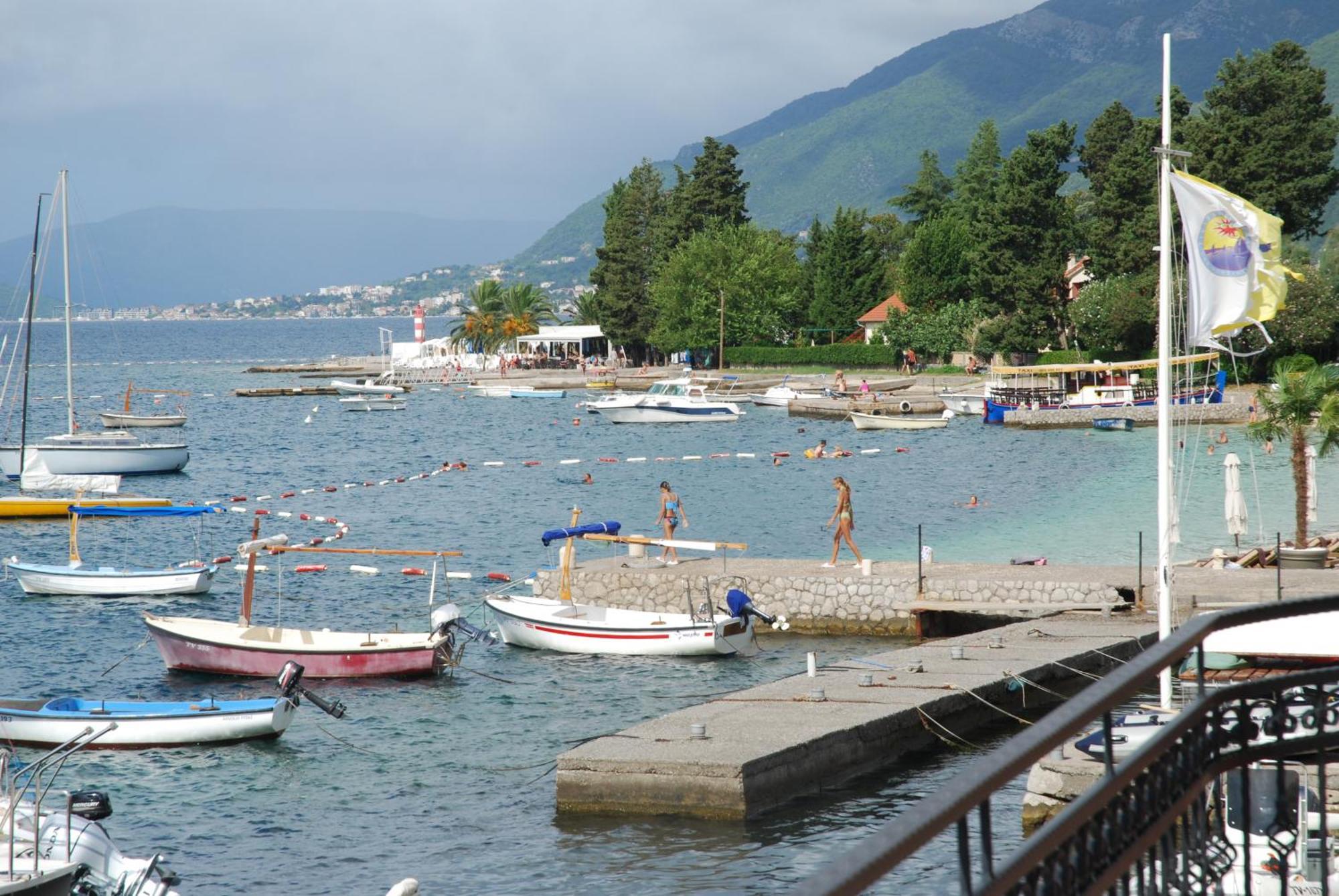 Rustico Apartments Tivat Exterior foto